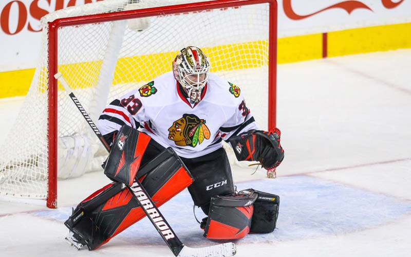 Scott Darling in Blackhawks net